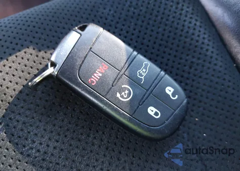 2017 Jeep Grand Cherokee Altitude 4X4 z USA, uszkodzony, nr VIN 1C4RJFAG9HC729000